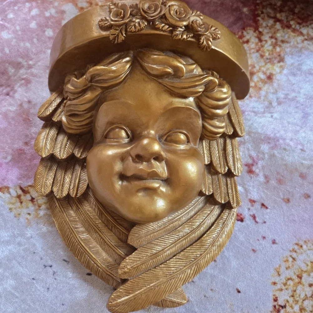Vintage heavy cherub wall shelf - Victorian style Gold Gilded Finish Stunning